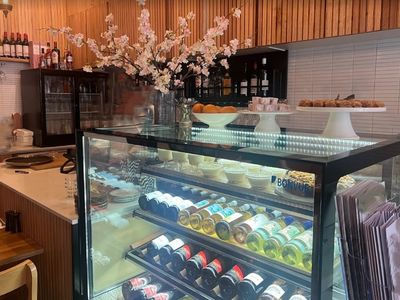 fully-licensed-turnkey-hospitality-venue-carlton-north-village-1
