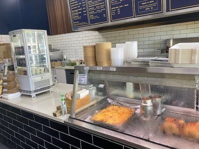 super-busy-charcoal-chicken-takeaway-2