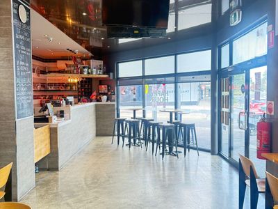 exceptional-hospitality-opportunity-in-prime-location-walk-in-walk-out-sale-1