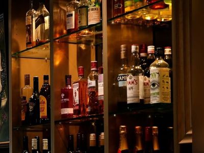 super-urgent-sale-beautifully-presented-bar-restaurant-1