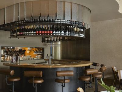 exceptional-1-8m-hospitality-opportunity-ready-for-your-next-success-story-5