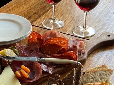 restaurant-opportunity-with-rare-general-liquor-licence-on-off-premise-sales-5