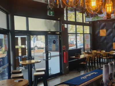 exceptional-hospitality-opportunity-in-prime-location-walk-in-walk-out-sale-5