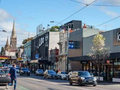 prime-licensed-glenferrie-road-hospitality-opportunity-with-exceptional-exposure-2