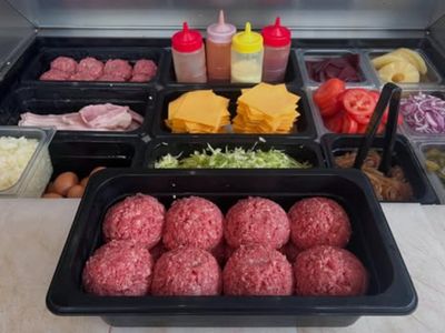 standout-corner-site-burger-bar-take-away-7
