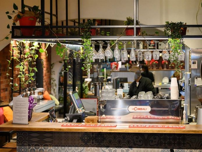 price-reduced-prime-glenferrie-road-hospitality-opportunity-0