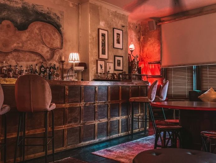 established-restaurant-in-highly-sought-after-dining-precinct-4