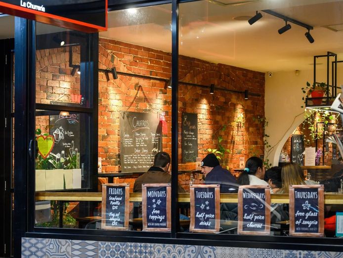 prime-licensed-glenferrie-road-hospitality-opportunity-with-exceptional-exposure-4