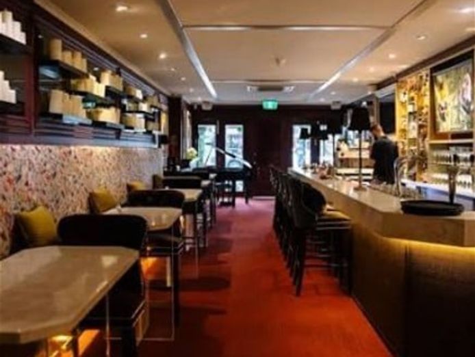 super-urgent-sale-beautifully-presented-bar-restaurant-2