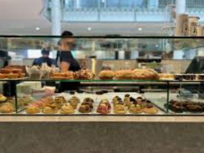 position-perfect-day-trade-cafe-take-away-in-busy-centre-4
