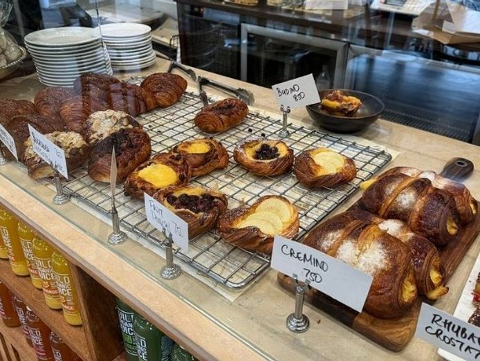 inner-north-italian-bakery-cafe-prime-corner-location-live-in-opportunity-6