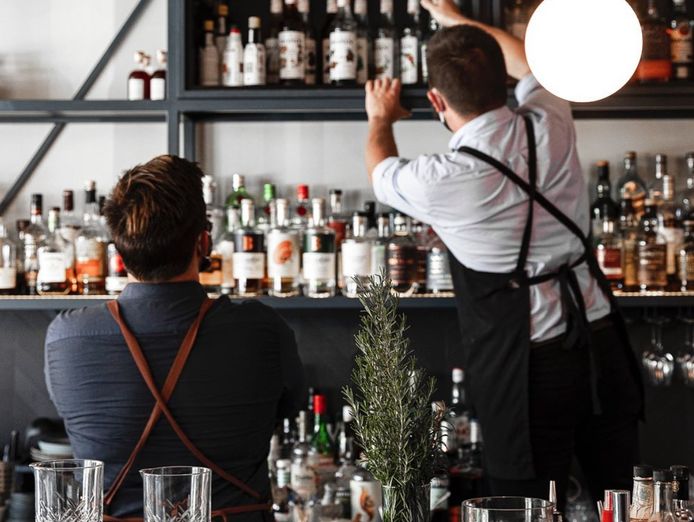 designer-turnkey-cocktail-wine-bar-late-night-3am-liquor-licence-5