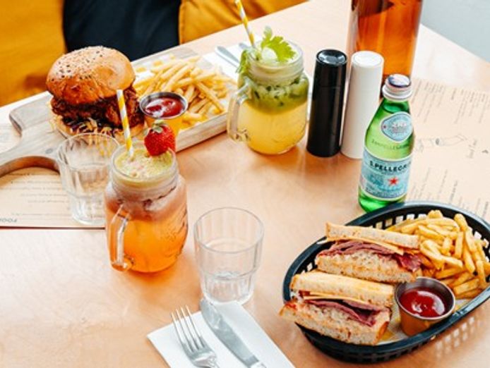 18k-weekly-sales-26kg-coffee-ultra-low-rent-affluent-suburb-3