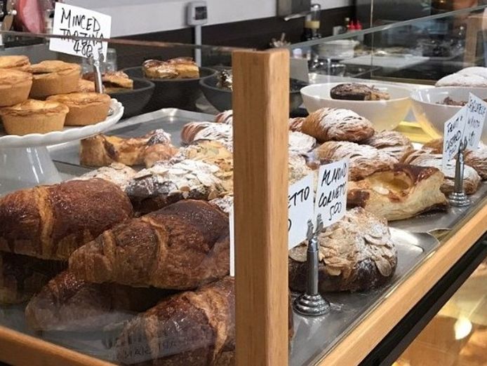 inner-north-italian-bakery-cafe-prime-corner-location-live-in-opportunity-1