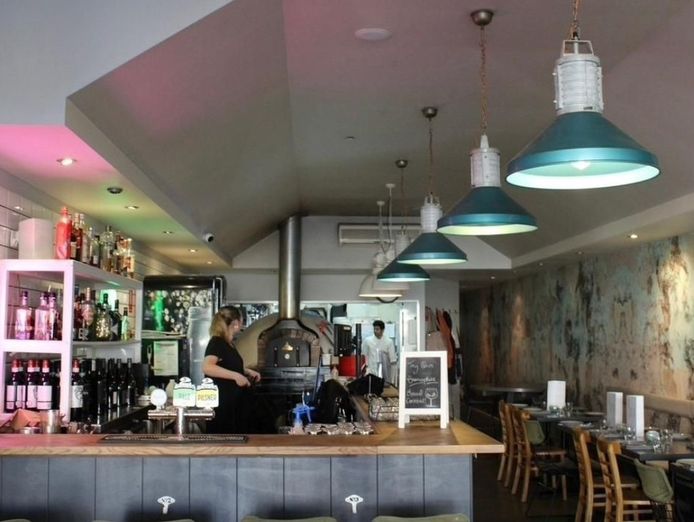 urgent-sale-popular-bayside-wood-fired-pizza-restaurant-0