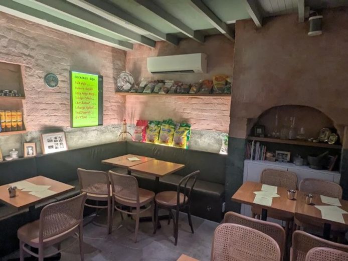 blank-canvas-hospitality-opp-in-fitzroy-fully-fitted-cheap-rent-1am-licence-4