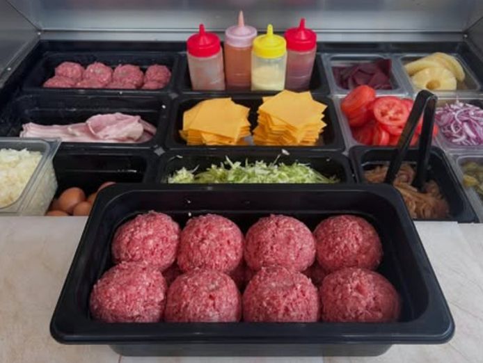 standout-corner-site-burger-bar-take-away-7