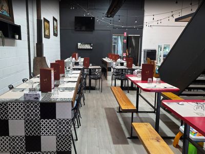 abs-103-halal-pizza-persian-cuisine-restaurant-for-sale-in-keysborough-7