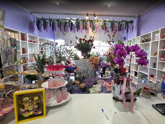 abs-102-florist-with-48-years-history-for-sale-1
