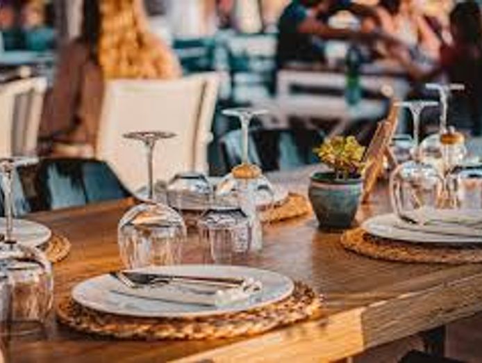 profitable-wood-fire-pizza-fine-dining-restaurant-for-quick-sale-0