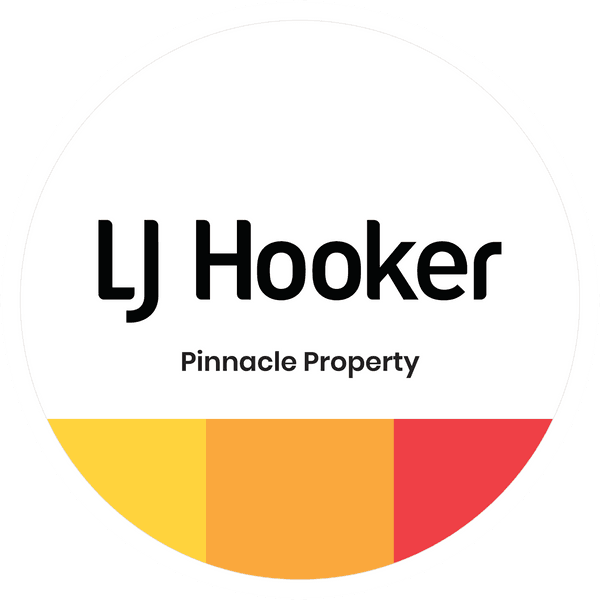 LJ Hooker Pinnacle Property Logo