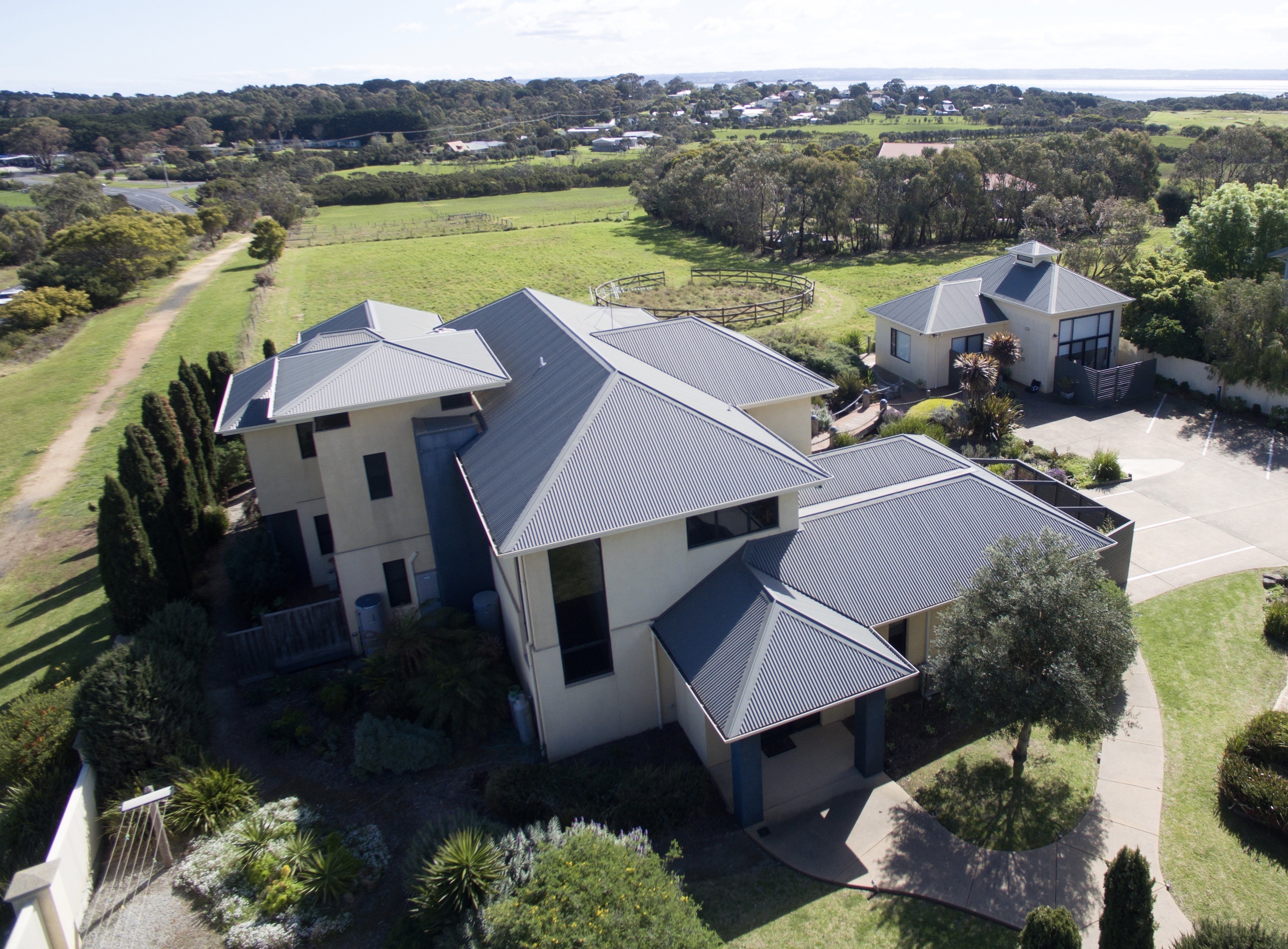 Freehold Commercial Property Phillip Island Victoria New Price in