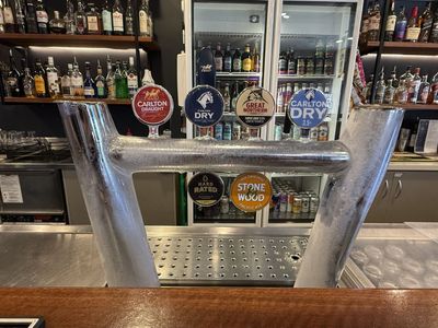 under-offer-golden-square-hotel-bendigo-leasehold-opportunity-1