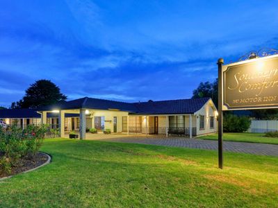 under-offer-southern-comfort-motor-inn-1