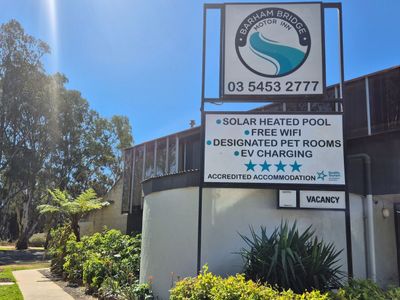 under-offer-barham-bridge-motor-inn-1