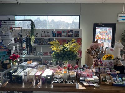 wahrings-restaurant-gift-shop-6