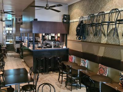 cabinet-bar-after-18-successful-years-the-current-owners-are-looking-to-sell-7
