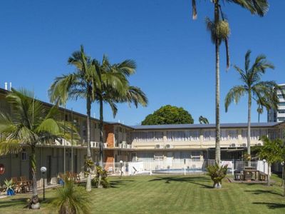 established-mackay-cbd-motel-freehold-going-concern-or-leasehold-opportunity-0