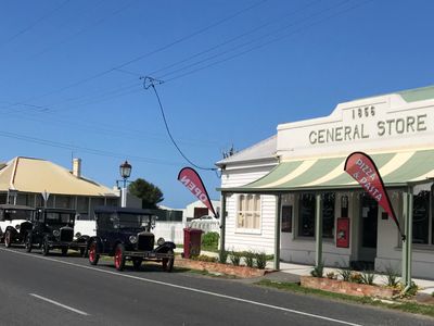 established-restaurant-in-the-heart-of-port-albert-0