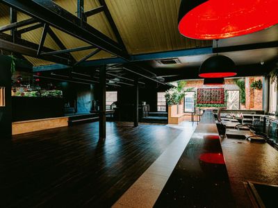 sound-music-bar-a-premier-late-night-entertainment-venue-5