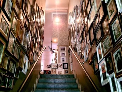 cabinet-bar-after-18-successful-years-the-current-owners-are-looking-to-sell-2