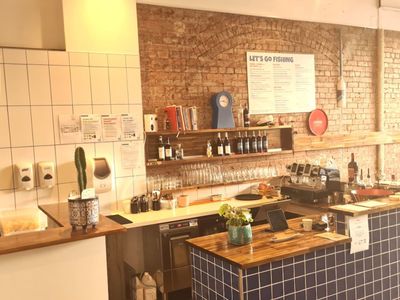 pescato-situated-just-off-bustling-chapel-amp-high-street-3