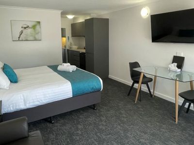 under-offer-barham-bridge-motor-inn-2