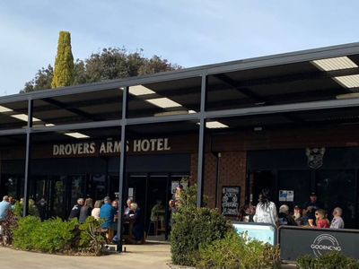 freehold-going-concern-only-hotel-in-town-vendor-finance-being-offered-3