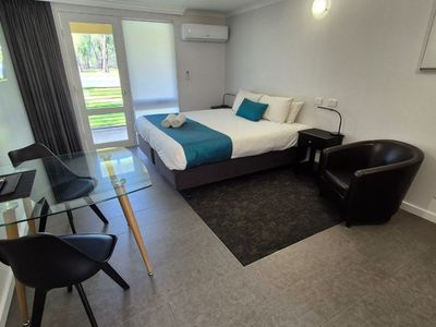 under-offer-barham-bridge-motor-inn-5