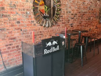 three-monkeys-award-winning-bar-on-chapel-street-1