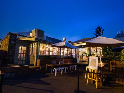 four-larks-suits-an-owner-operator-looking-to-take-over-a-well-run-venue-4