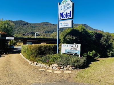 freehold-going-concern-halls-gap-motel-price-drop-4