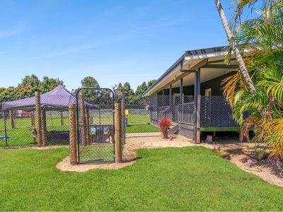 26-acres-established-pet-resort-amp-multiple-residences-a-rare-freehold-oppor-6