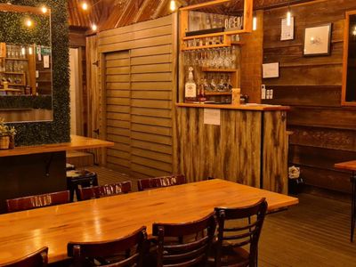 picasso-39-s-pizza-restaurant-5
