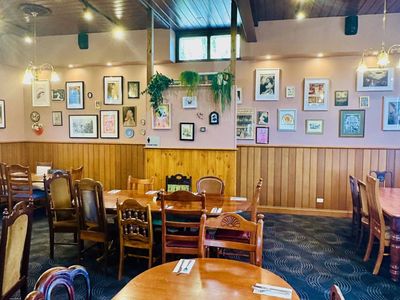 queen-39-s-head-hotel-well-established-venue-4