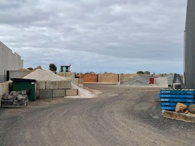 under-offer-sand-soil-hire-business-1