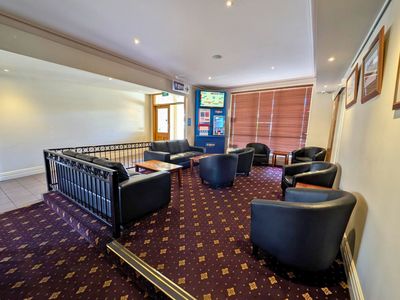 under-offer-hibernian-hotel-beechworth-1p6324-5