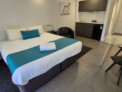 under-offer-barham-bridge-motor-inn-0