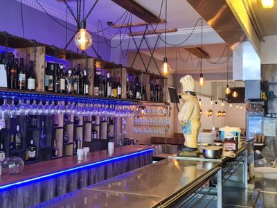 picasso-39-s-pizza-restaurant-1