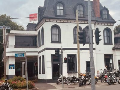 grand-hotel-healesville-1p6116-7